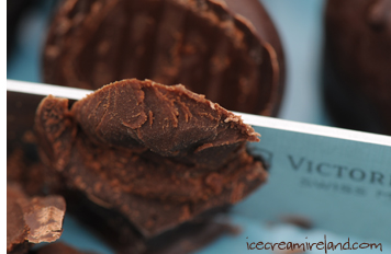 Chopping chocolate truffles