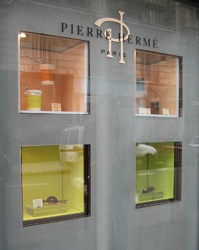 Herme Shop Window